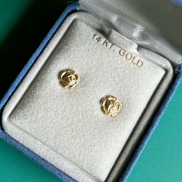 14kt Gold Rose Earrings - Picture 2 of 4